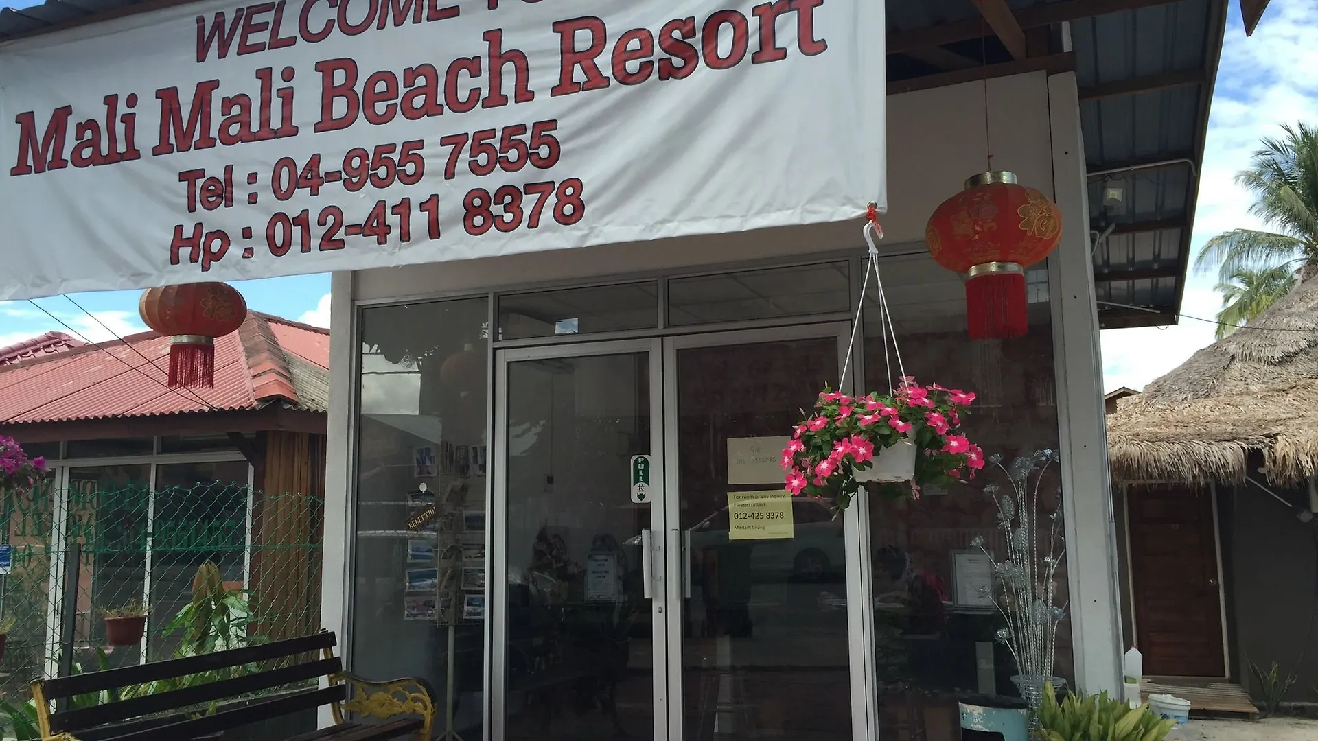 Mali Mali Beach Resort Langkawi 2*,